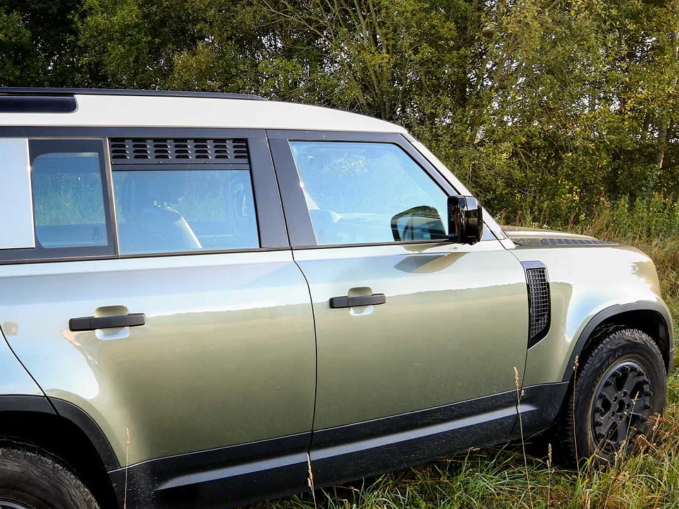 Nakatanenga 2020 Defender Window Vents - Image 4